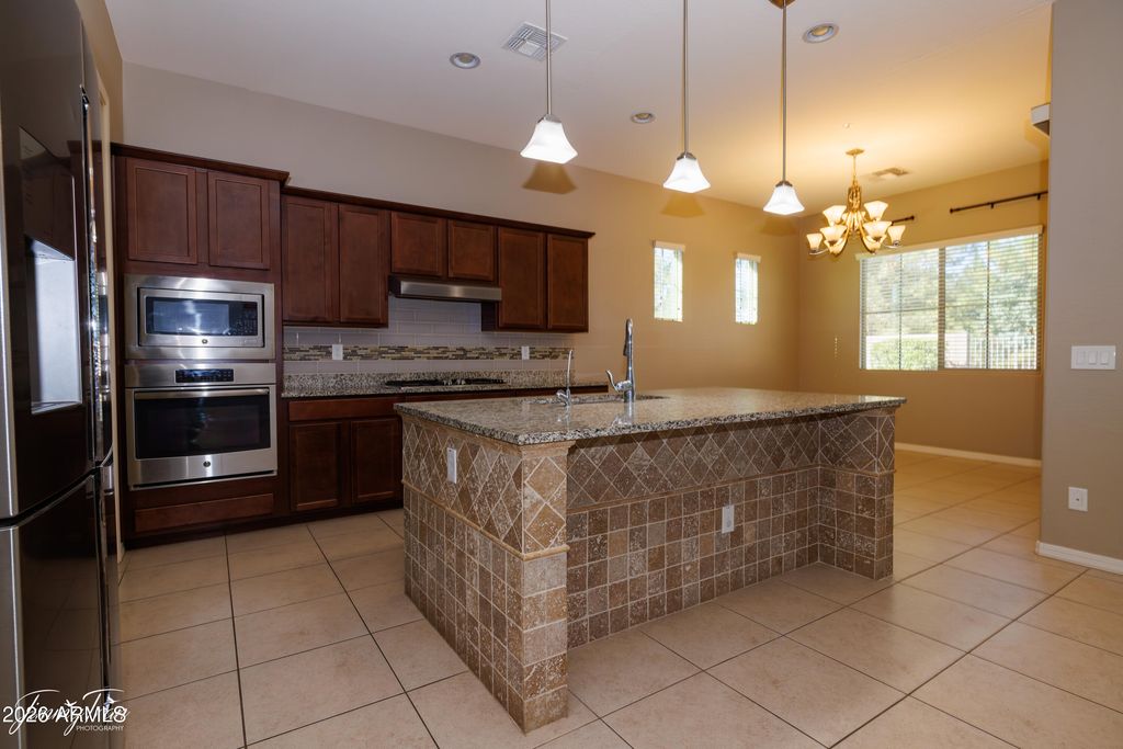 381 E Bellerive Place, Chandler, AZ 85249 — photo 5