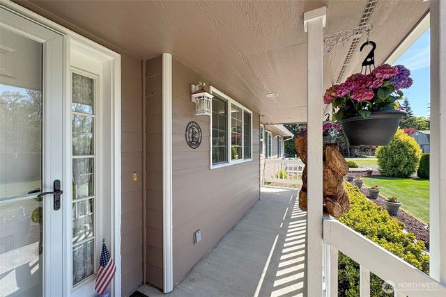 23 Pearl Place, Sequim, WA 98382