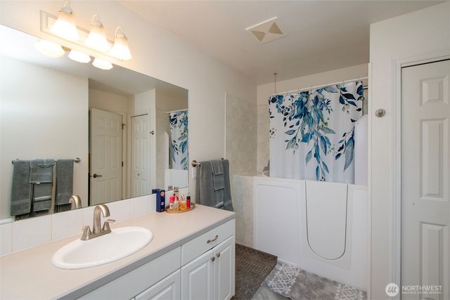 23 Pearl Place, Sequim, WA 98382