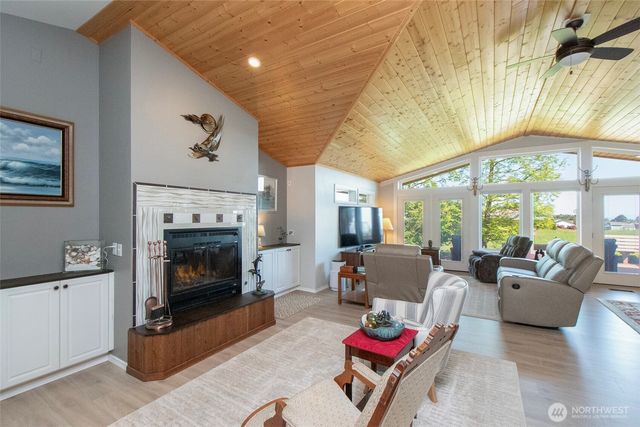 23 Pearl Place, Sequim, WA 98382
