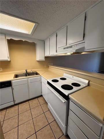 1818 S 13th Place, Rogers, AR 72758