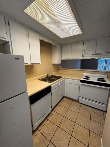 1818 S 13th Place, Rogers, AR 72758