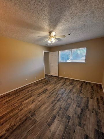 1818 S 13th Place, Rogers, AR 72758