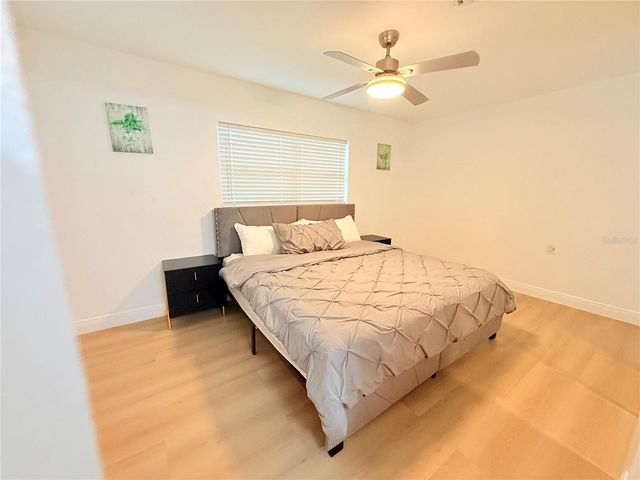1557 ROBINSON DRIVE N, St Petersburg, FL 33710