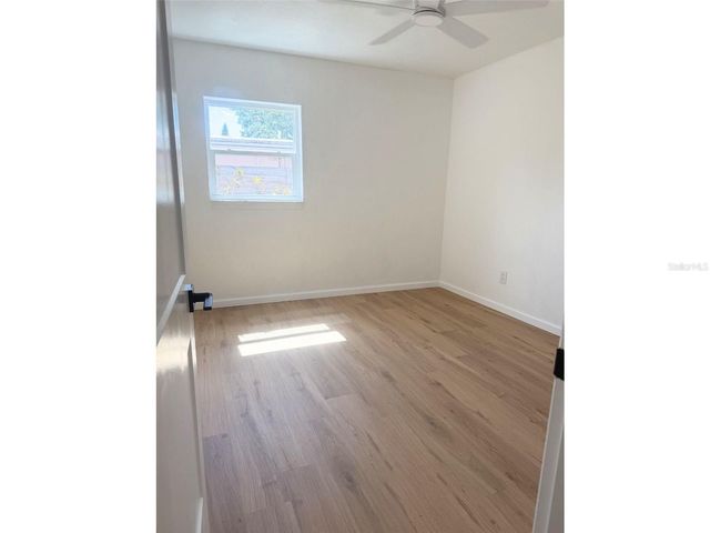 870 86TH AVENUE N, St Petersburg, FL 33702