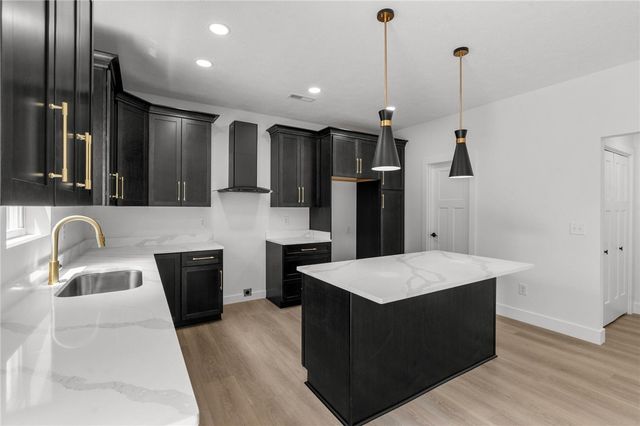 2873 Cove Circle, Beavercreek, OH 45431