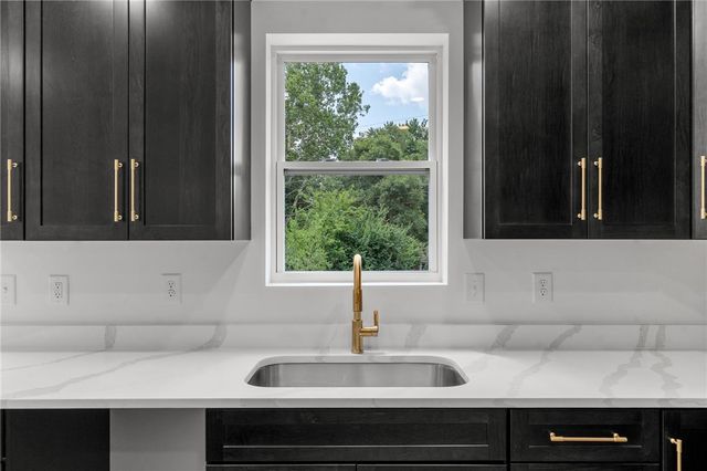 2873 Cove Circle, Beavercreek, OH 45431