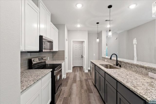 7919 N kiska Street, Dallas, TX 75216