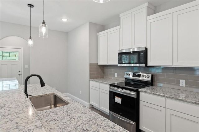 7919 N kiska Street, Dallas, TX 75216