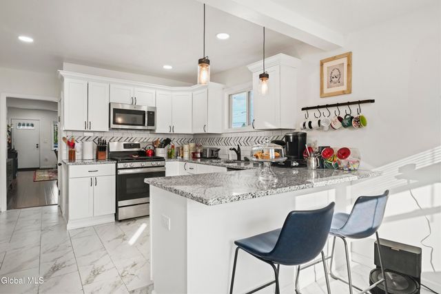 842 Adams Street, Rotterdam, NY 12306