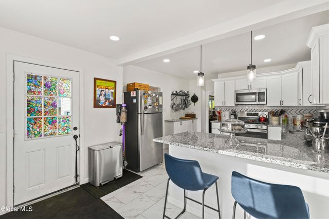 842 Adams Street, Rotterdam, NY 12306