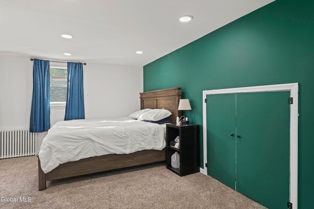 842 Adams Street, Rotterdam, NY 12306