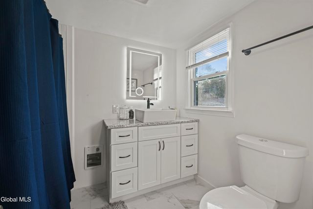 842 Adams Street, Rotterdam, NY 12306