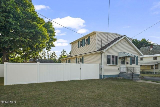 842 Adams Street, Rotterdam, NY 12306