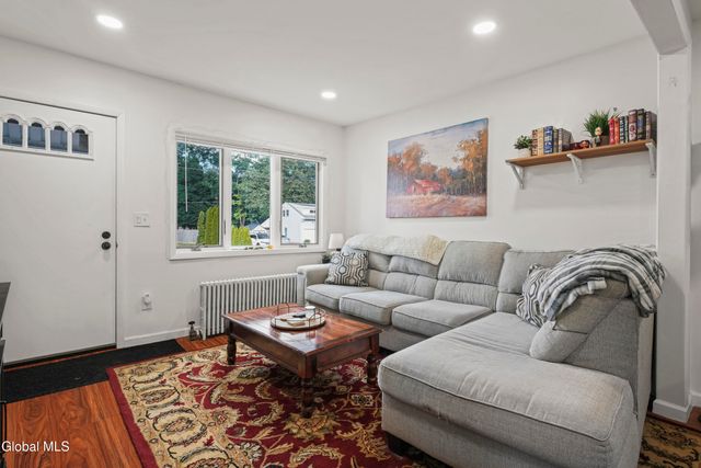 842 Adams Street, Rotterdam, NY 12306