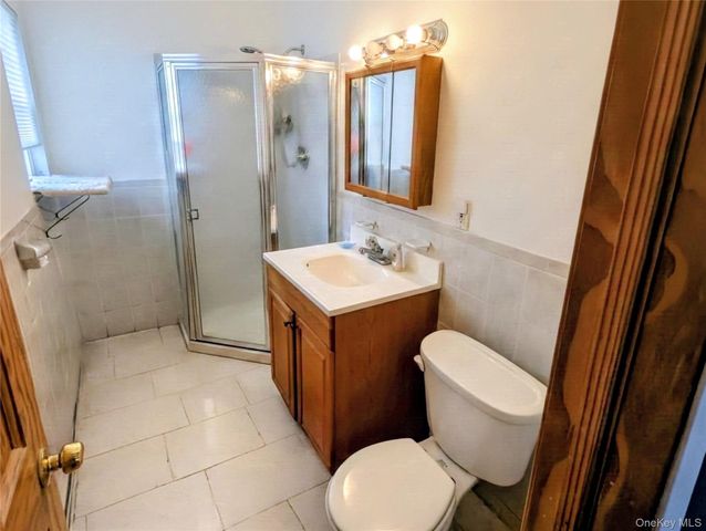 3287 Radio Drive, Bronx, NY 10465