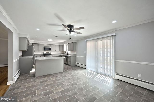 113 BRANT DR, Dallastown, PA 17313