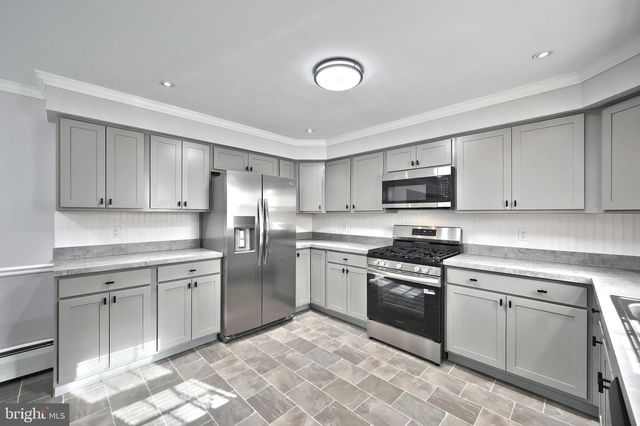 113 BRANT DR, Dallastown, PA 17313