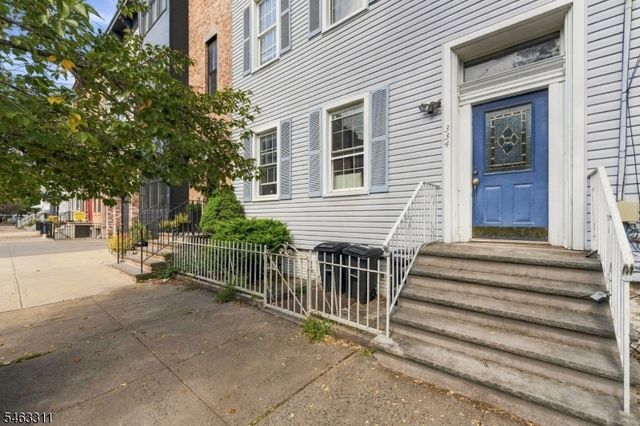 334 Pavonia Ave 1, Jersey City, NJ 07302