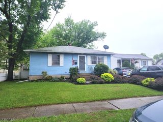 122 Walnut Avenue, Pompton Lakes Boro, NJ 07442
