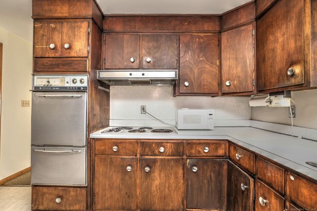 3 Pam Bar Drive, Shelton, CT 06484