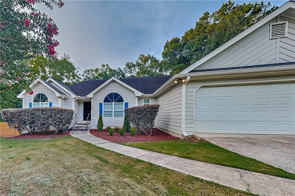 985 Crystal Water Drive, Lawrenceville, GA 30045