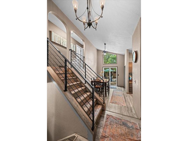 1100 Atlas Cir, Lafayette, CO 80026