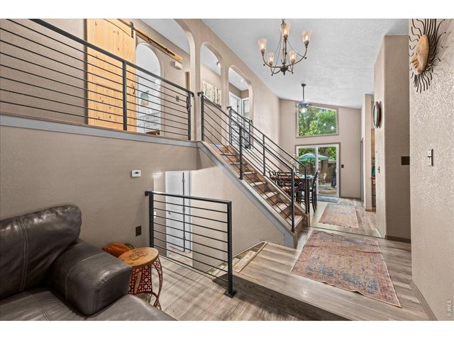 1100 Atlas Cir, Lafayette, CO 80026