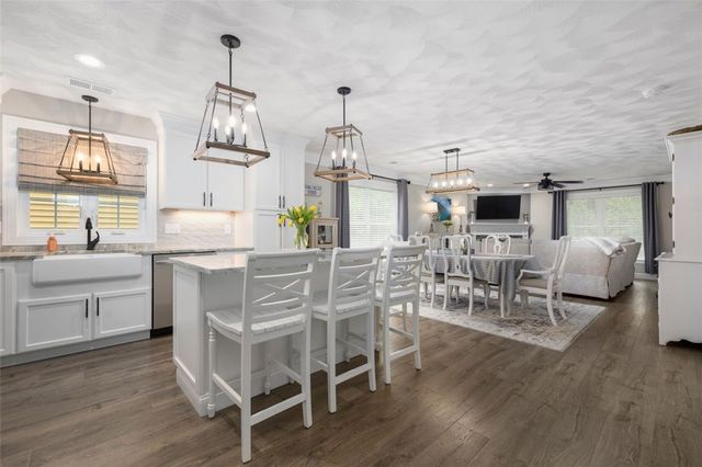 22 River's Edge Drive, Coventry, RI 02816