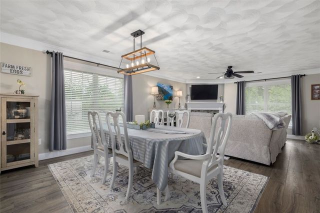 22 River's Edge Drive, Coventry, RI 02816