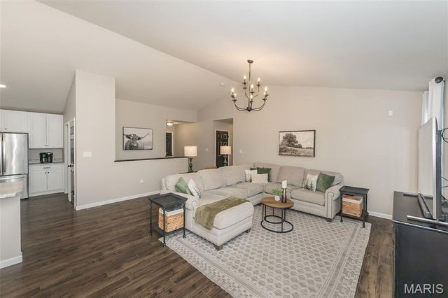 319 Narrowleaf Lane, O'fallon, MO 63366