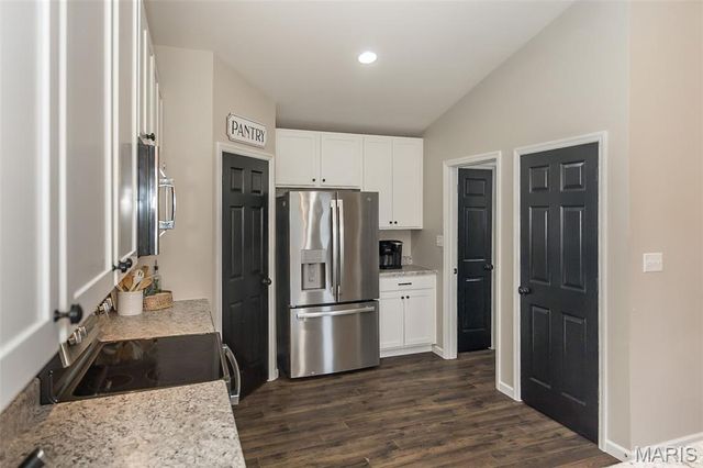 319 Narrowleaf Lane, O'fallon, MO 63366