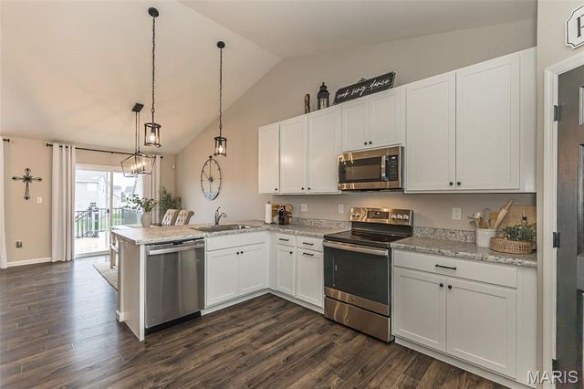 319 Narrowleaf Lane, O'fallon, MO 63366