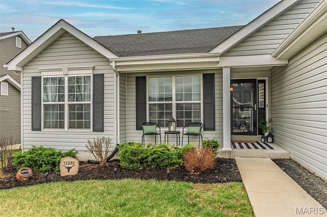 319 Narrowleaf Lane, O'fallon, MO 63366