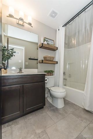 319 Narrowleaf Lane, O'fallon, MO 63366