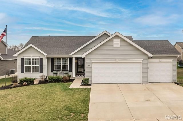 319 Narrowleaf Lane, O'fallon, MO 63366
