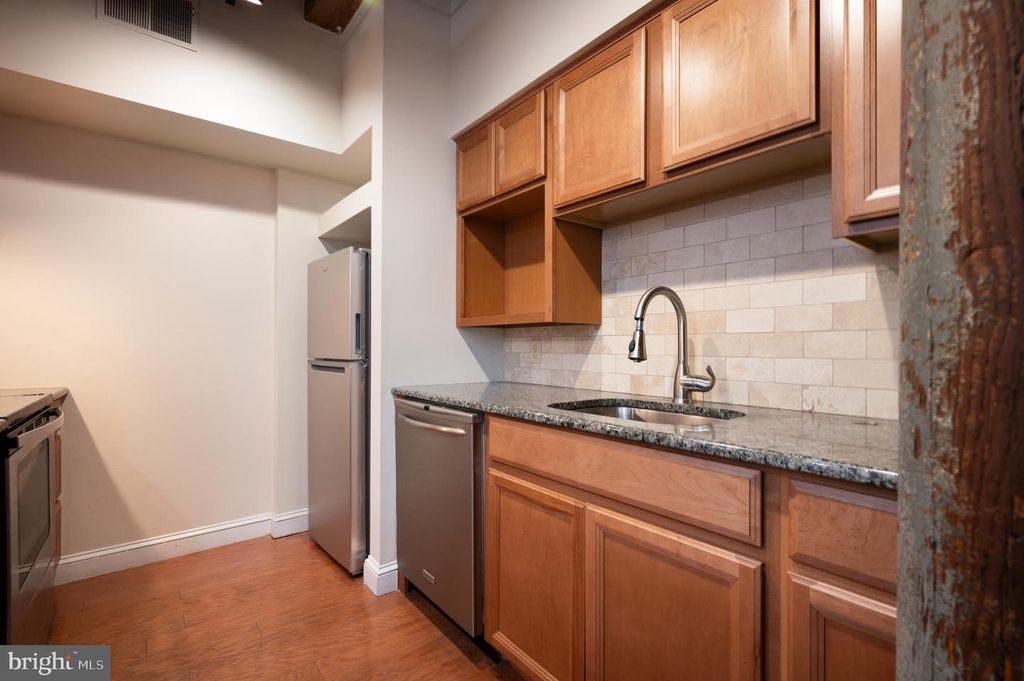 Image 11 of property listing at 49-UNIT BANCROFT MILLS RD #D-1, Wilmington, DE 19806