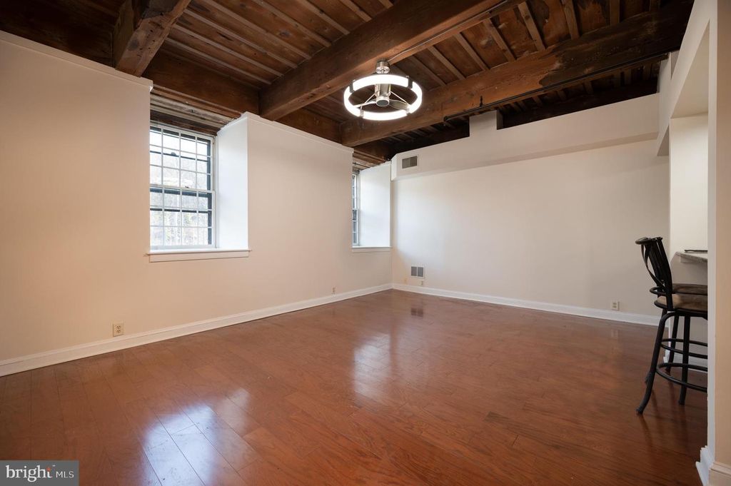 Image 15 of property listing at 49-UNIT BANCROFT MILLS RD #D-1, Wilmington, DE 19806