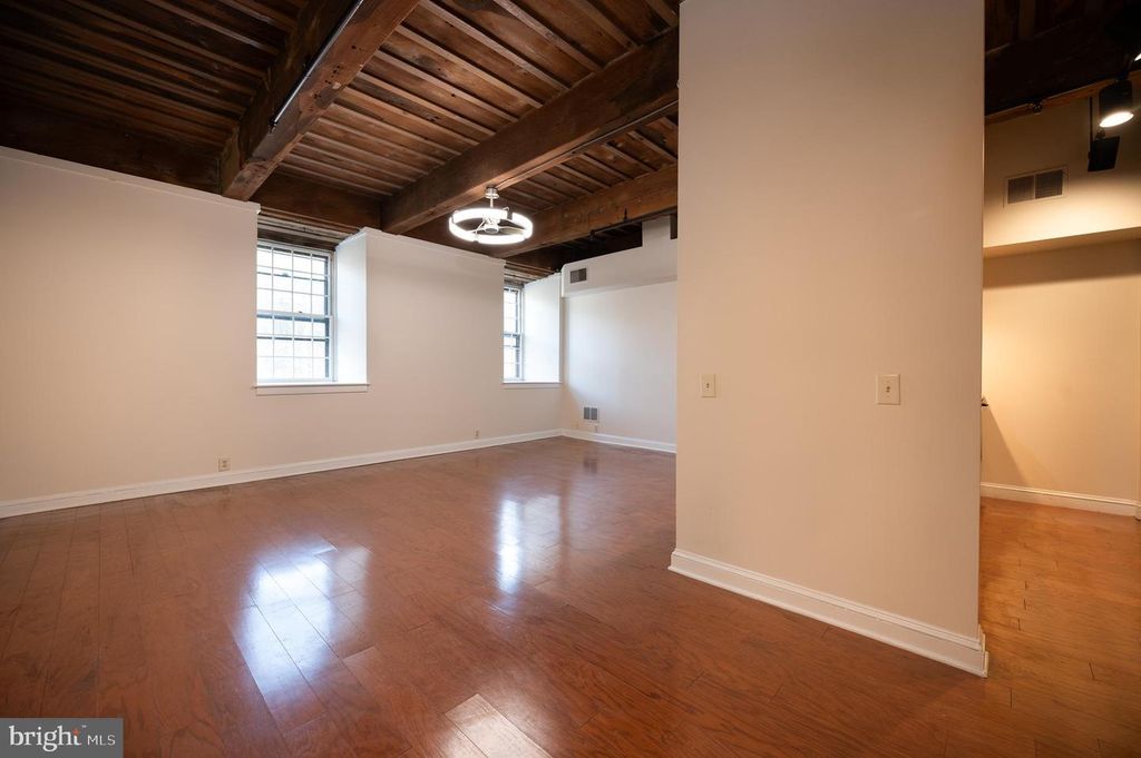 Image 17 of property listing at 49-UNIT BANCROFT MILLS RD #D-1, Wilmington, DE 19806
