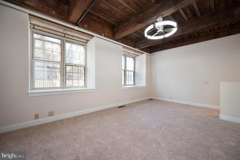 Image 28 of property listing at 49-UNIT BANCROFT MILLS RD #D-1, Wilmington, DE 19806