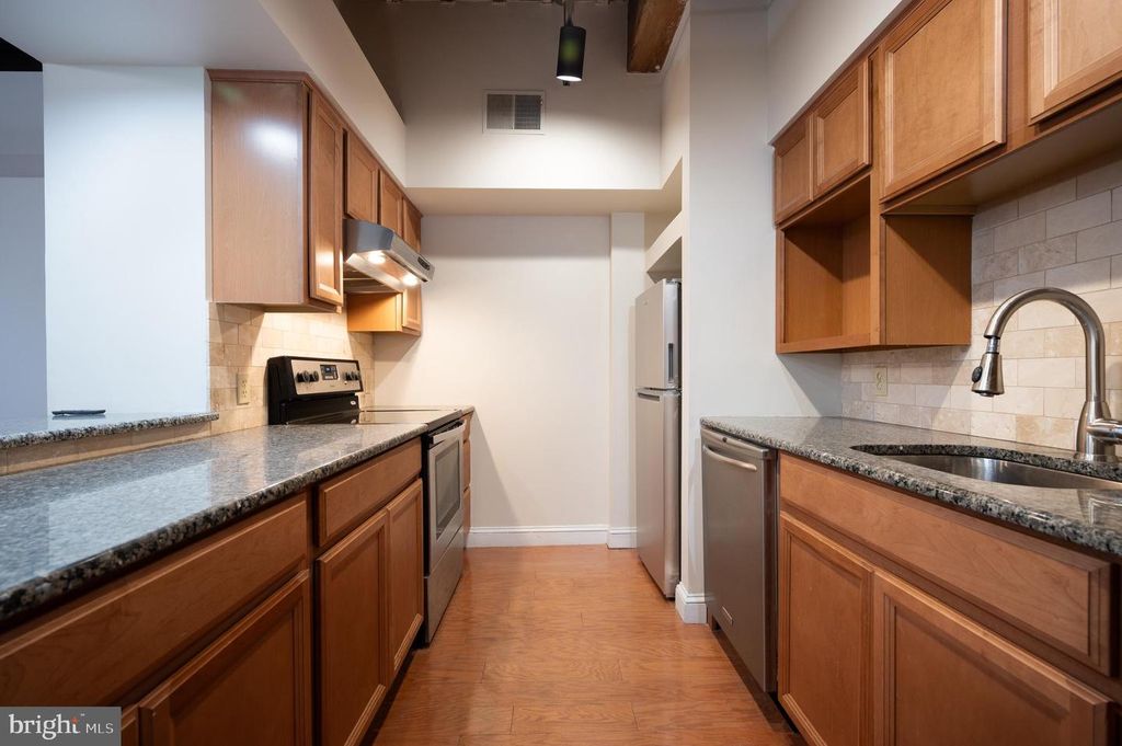 Image 9 of property listing at 49-UNIT BANCROFT MILLS RD #D-1, Wilmington, DE 19806