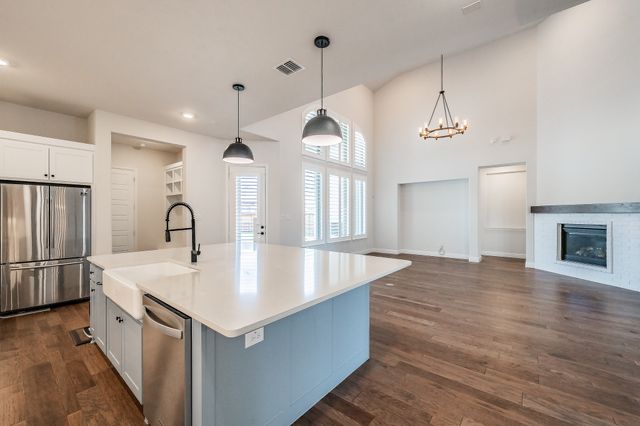 1703 Silver Marten Trail, Arlington, TX 76005