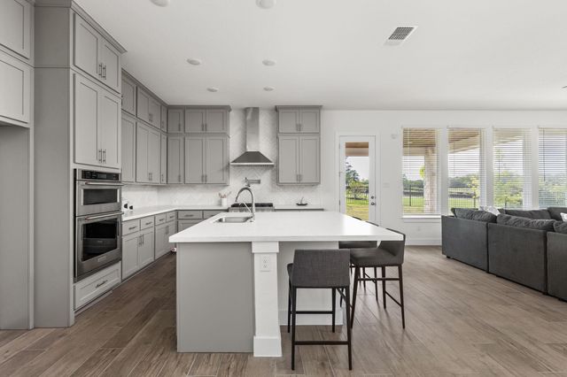 904 Arundel RD, Lakeway, TX 78738