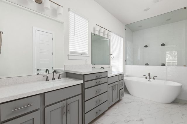 904 Arundel RD, Lakeway, TX 78738