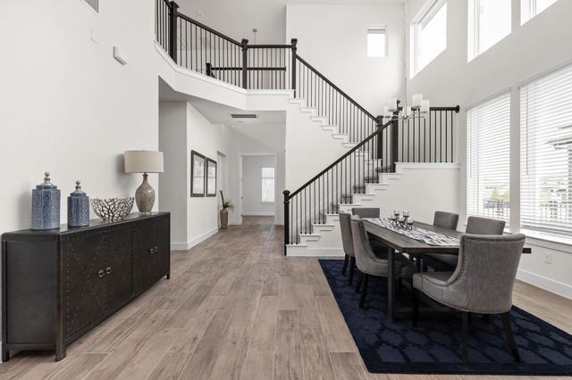 904 Arundel RD, Lakeway, TX 78738