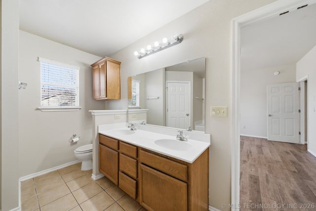 3604 E Aurora Street, Broken Arrow, OK 74014