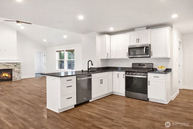 1302 Night Hawk Way, Everson, WA 98247