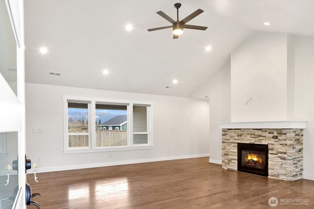 1302 Night Hawk Way, Everson, WA 98247