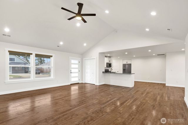 1302 Night Hawk Way, Everson, WA 98247