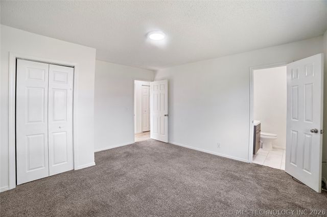 11863 E 62nd Street, Broken Arrow, OK 74012